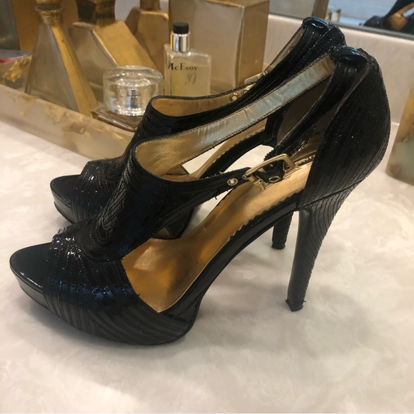 Report Signature black patent peep toe sandals, elegant!  Size 8.5. - Picture 3 of 16